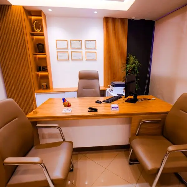 Bureau de consultation pour le suivi cardiaque  à Fès